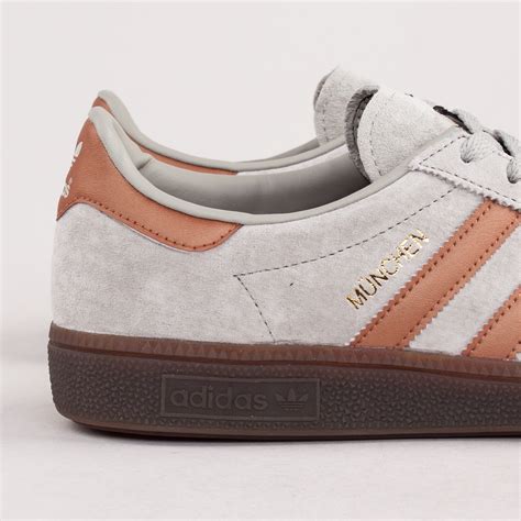 adidas shop münchen schuhe|Adidas munchen sesame bronze.